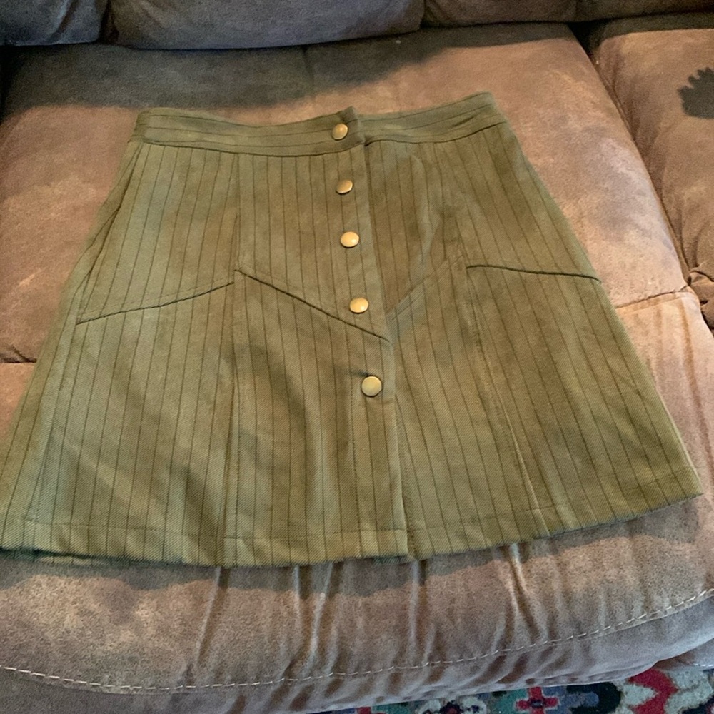 She and skywomens  skirt